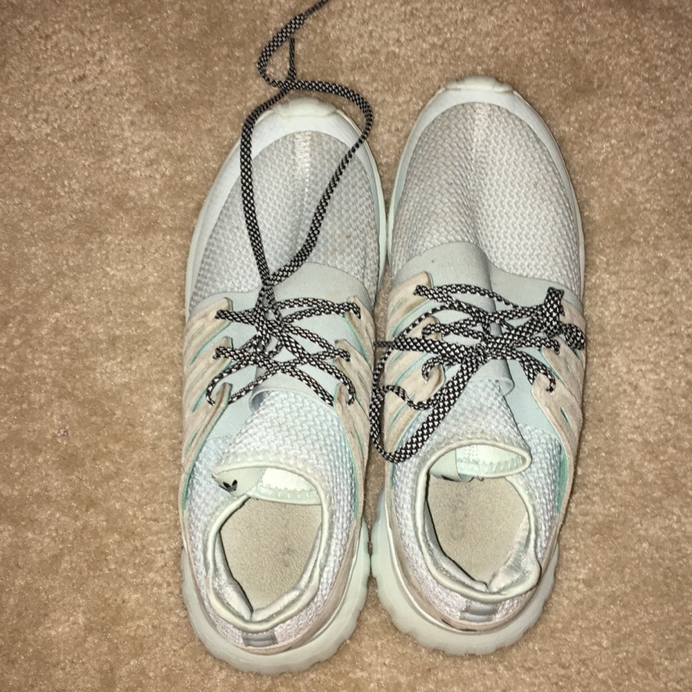 Adidas - Picture 5 of 6